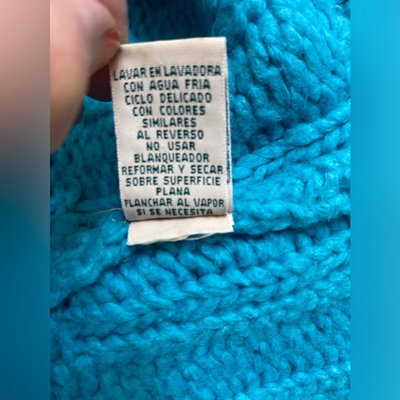 Authentic St. John’s Bay Sweater thick size L, color turquoise. - Picture 5 of 7
